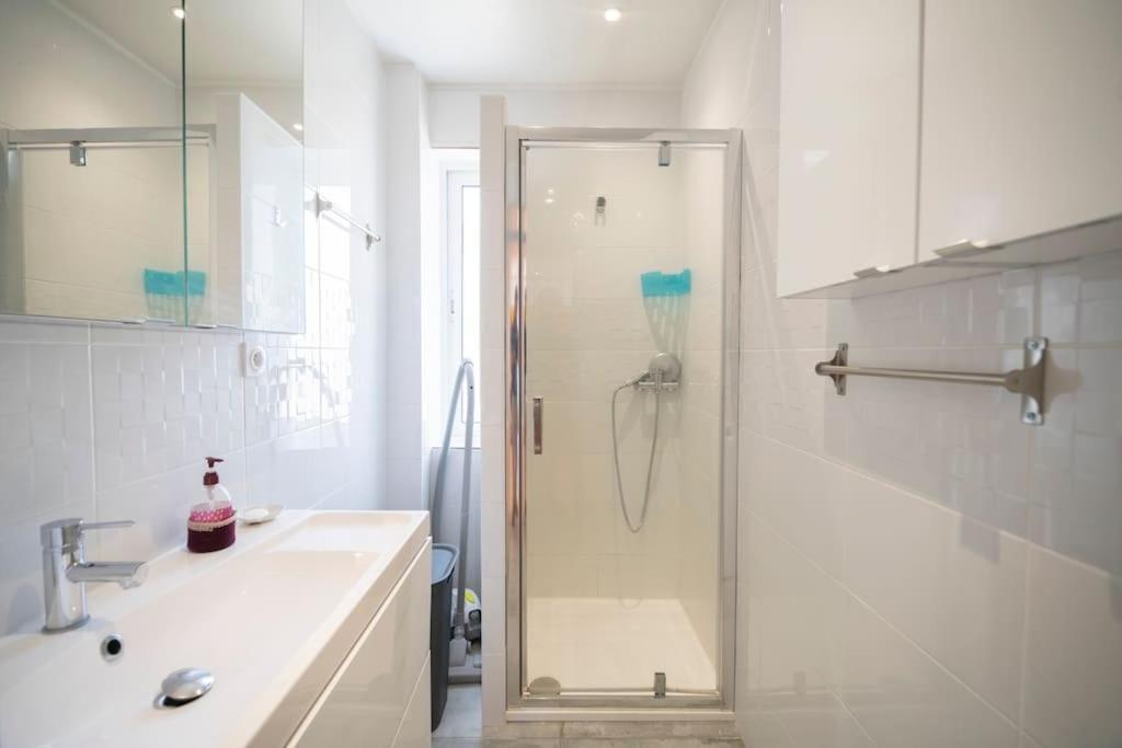 Appartement Avec 4 Chambres Doubles - Proche De La Mer, Des Transports Et De La Promenade Des Anglais Nisa Exterior foto