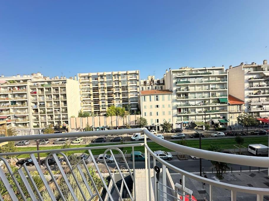 Appartement Avec 4 Chambres Doubles - Proche De La Mer, Des Transports Et De La Promenade Des Anglais Nisa Exterior foto